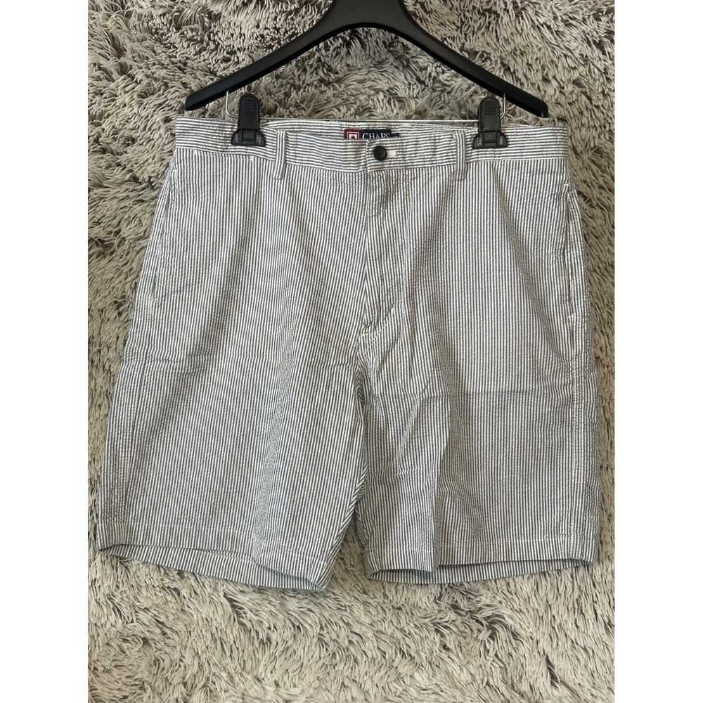 Chaps Men's size 38 blue white striped seersucker flat front pocketed shorts‎